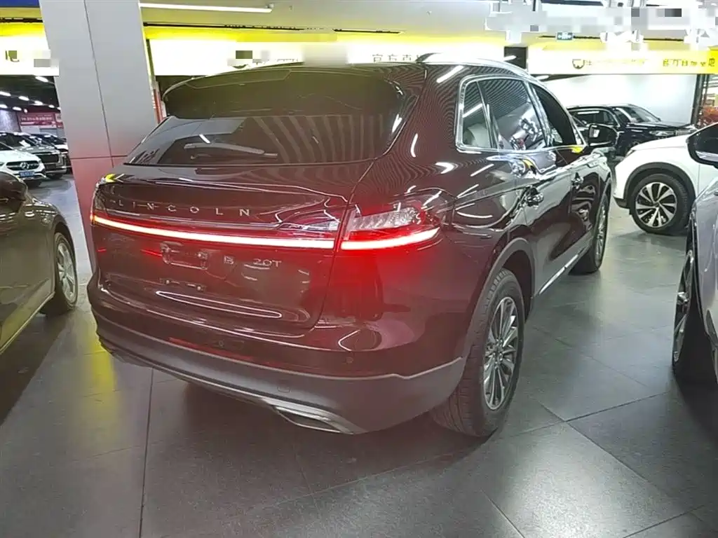 Lincoln Nautilus (Import) 2019 2019 2.0T 2WD Premium Edition China VI