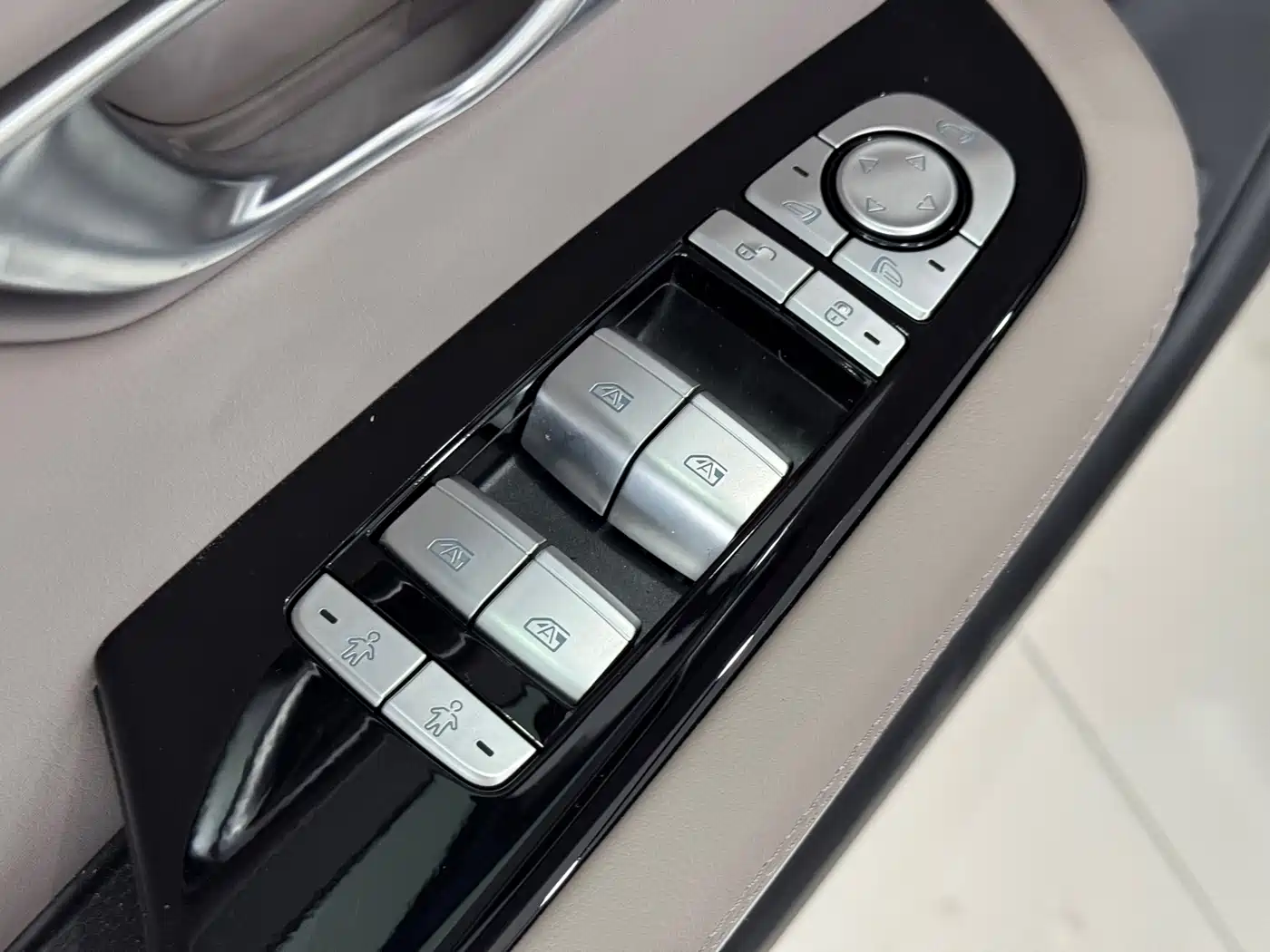 BYD Han 2025 2025 DM-i Smart Driving Edition 125KM LiDAR Flagship