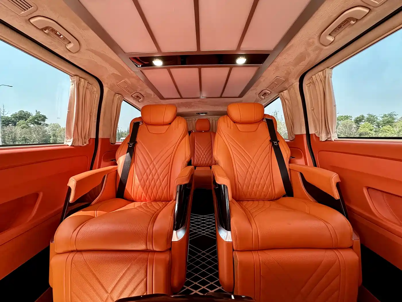 Mercedes-Benz Vito 2021 2.0T Business Edition 7-seater фото 11