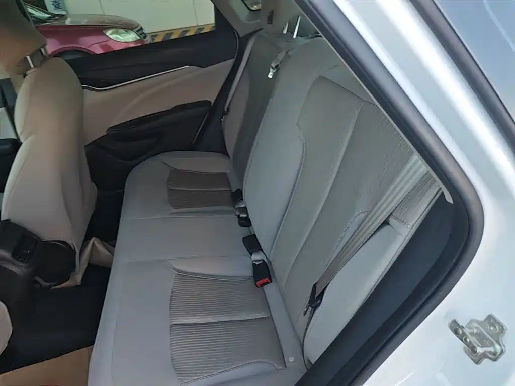 Buick Excelle 2015 15N Manual Elite фото 17