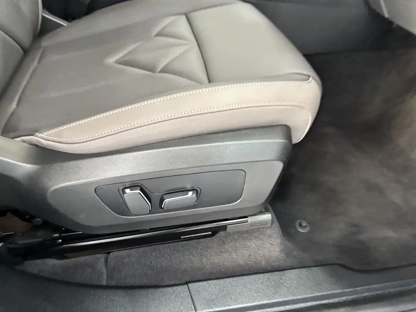 BMW X3 2025 xDrive30L Premium Model M Sport Black Package фото 29
