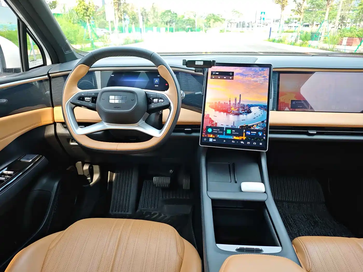 Geely Galaxy Galaxy L7 2024 1.5T 115km MAX Soaring Dragon Edition фото 16