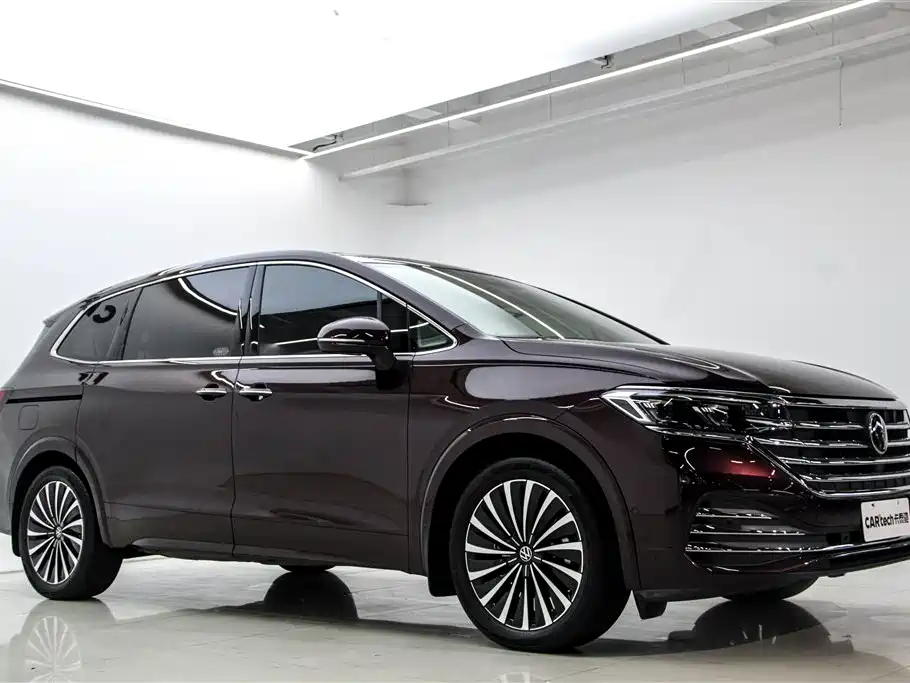 Volkswagen Viloran 2024 380TSI Executive Edition фото 2