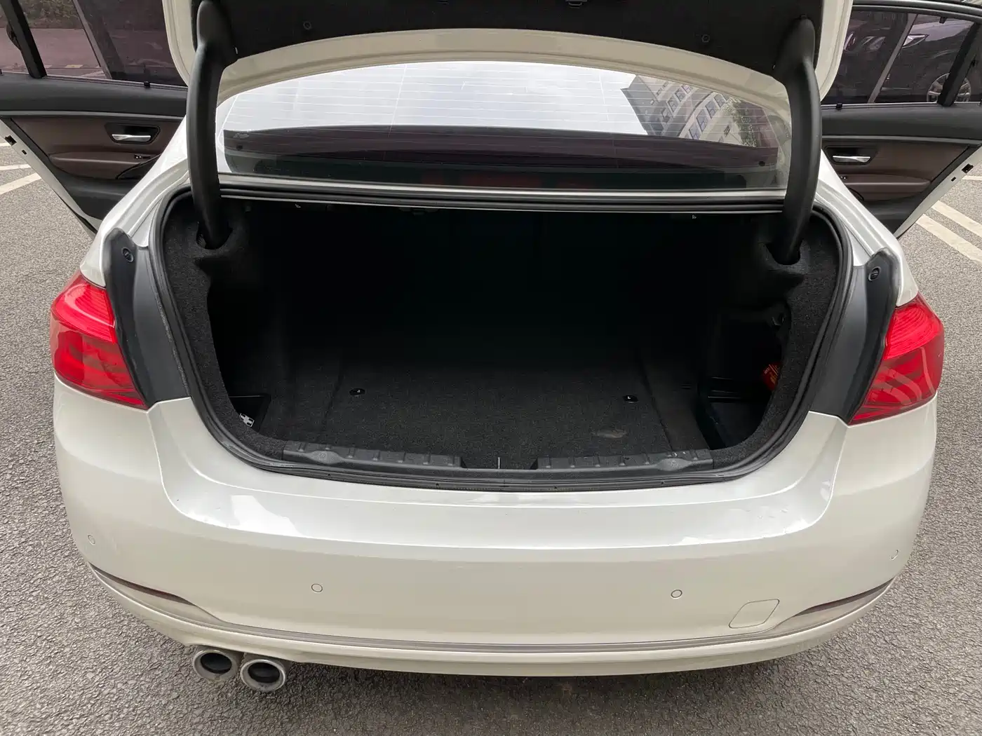 BMW 3 Series 2018 320Li Fashion Style фото 20