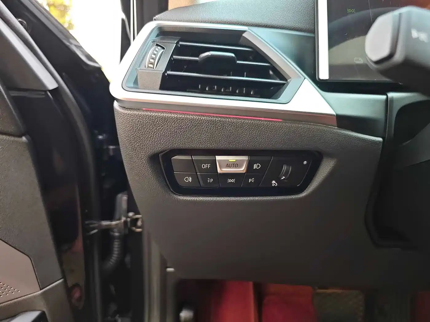 BMW i3 2024 eDrive 35 L фото 23
