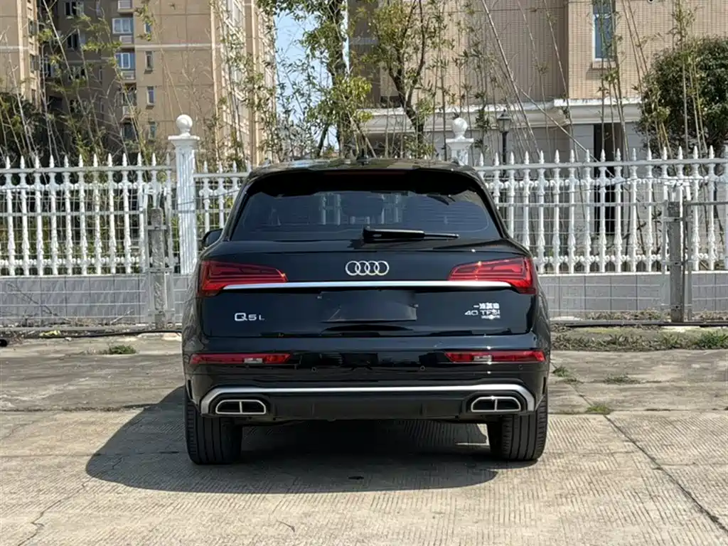 Audi Q5L 2022 Facelift 40T Luxury Dynamic фото 6
