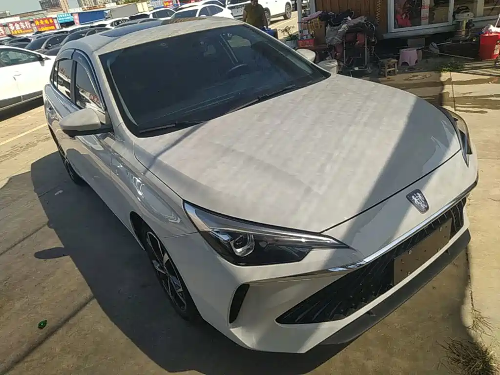 Фото 4 - Roewe i5