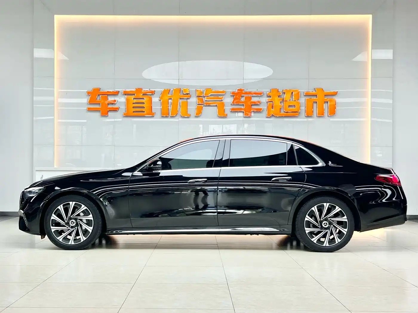 Mercedes-Benz E-Class 2025 E 300 L Luxury фото 3