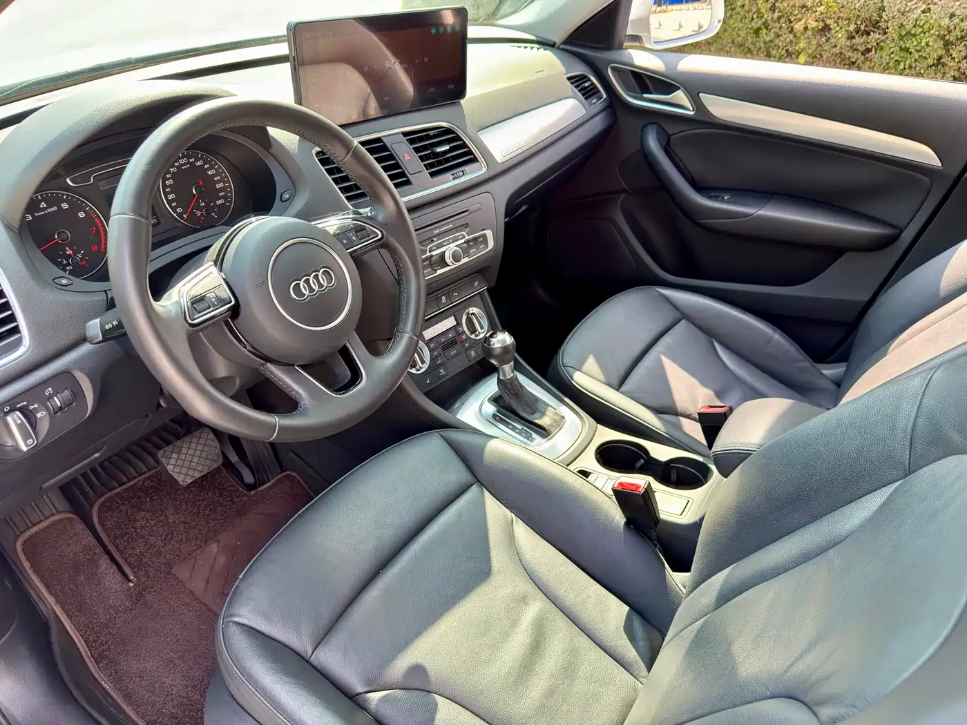 Audi Q3 2015 35 TFSI quattro Technology фото 10