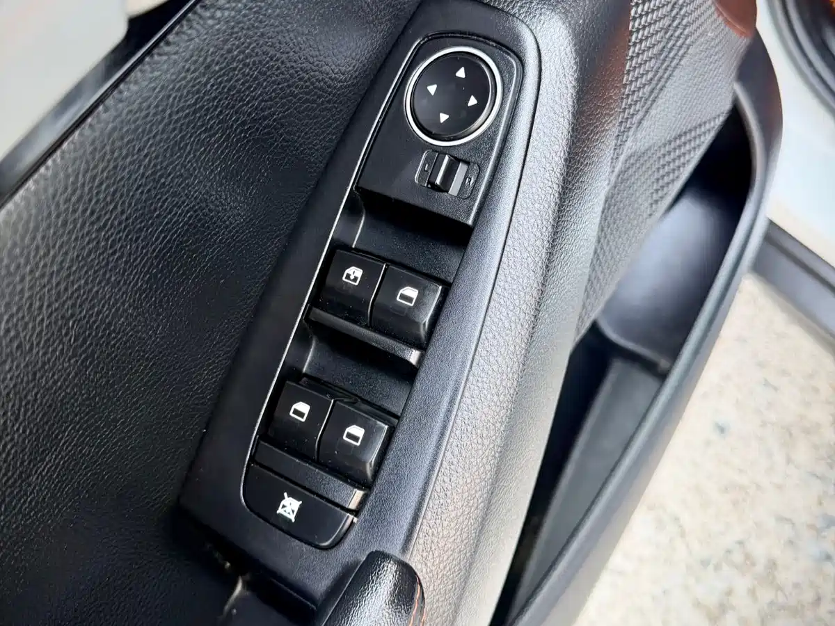 Kia Seltos 2023 1.5L CVT Luxury Edition фото 17