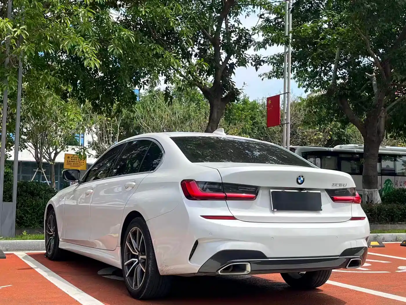 BMW 3 Series 2021 320Li M Sport Package фото 7