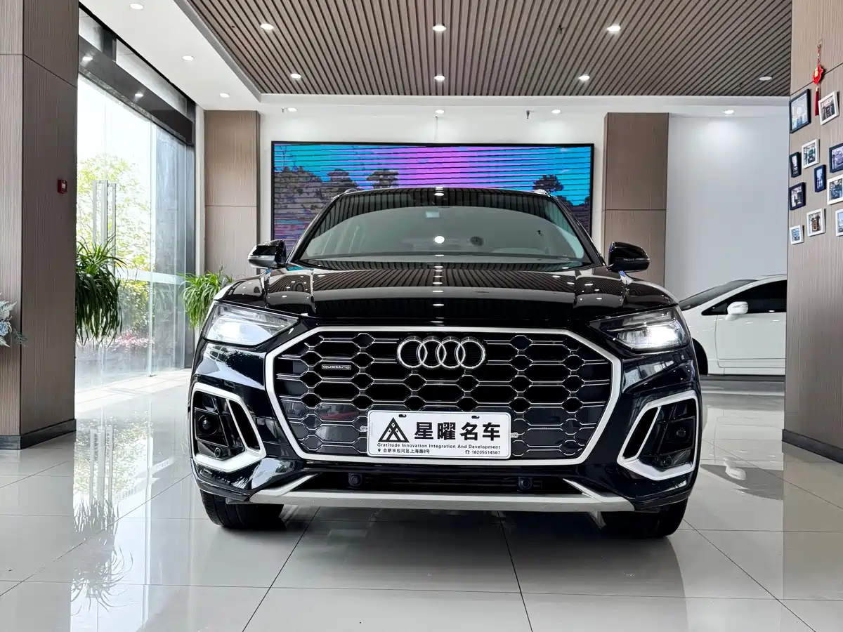 Audi Q5L 2022 40T Fashion Dynamic фото 3