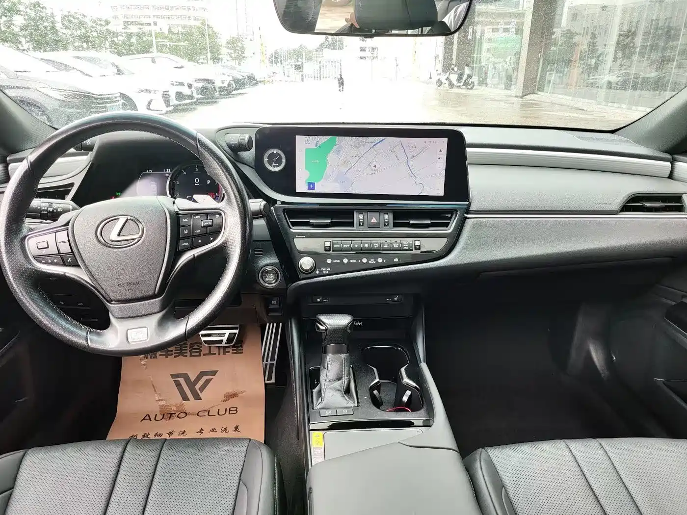 Lexus ES 2023 260 F SPORT фото 5