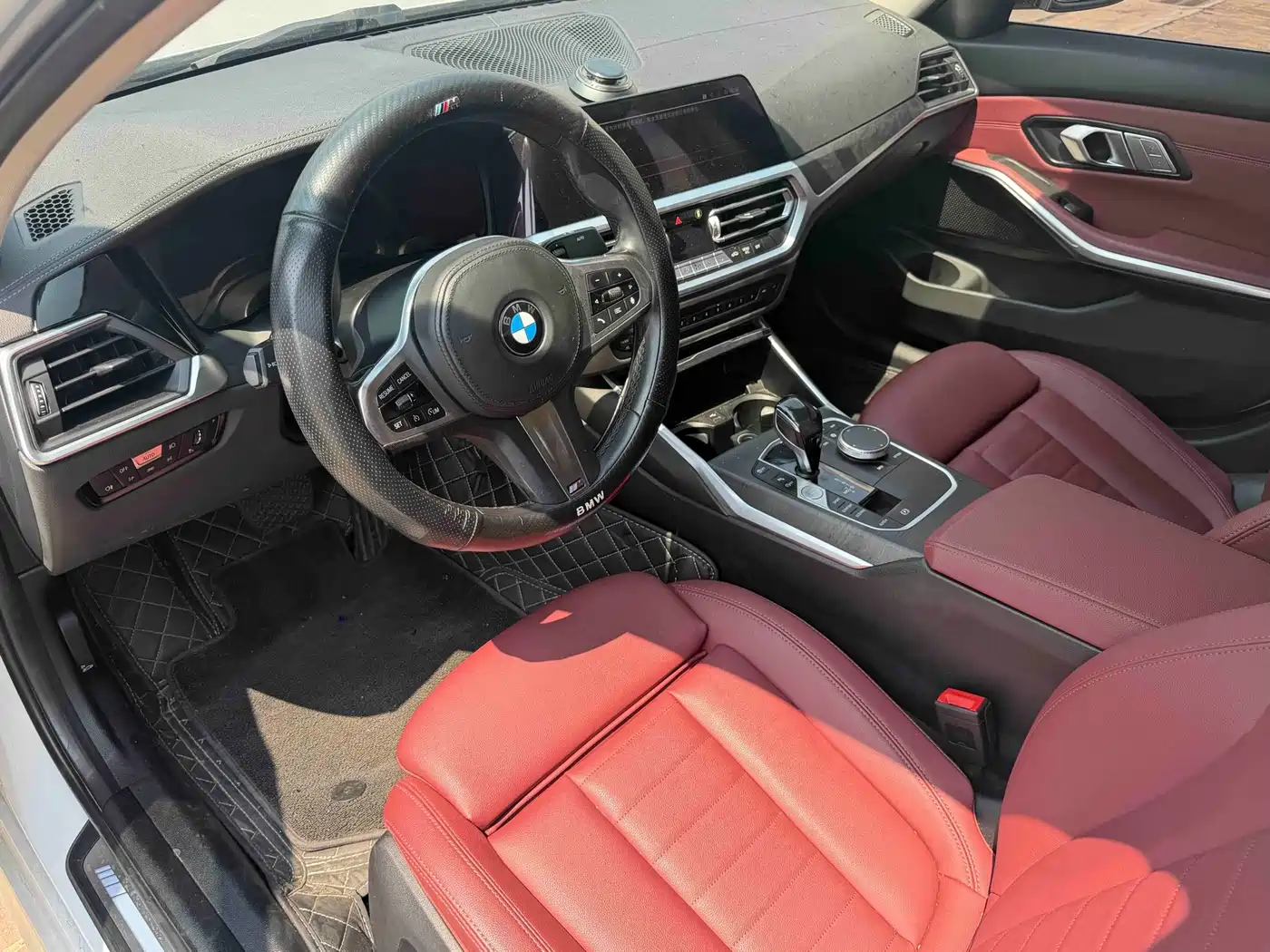 Photo 4 - BMW 3 Series