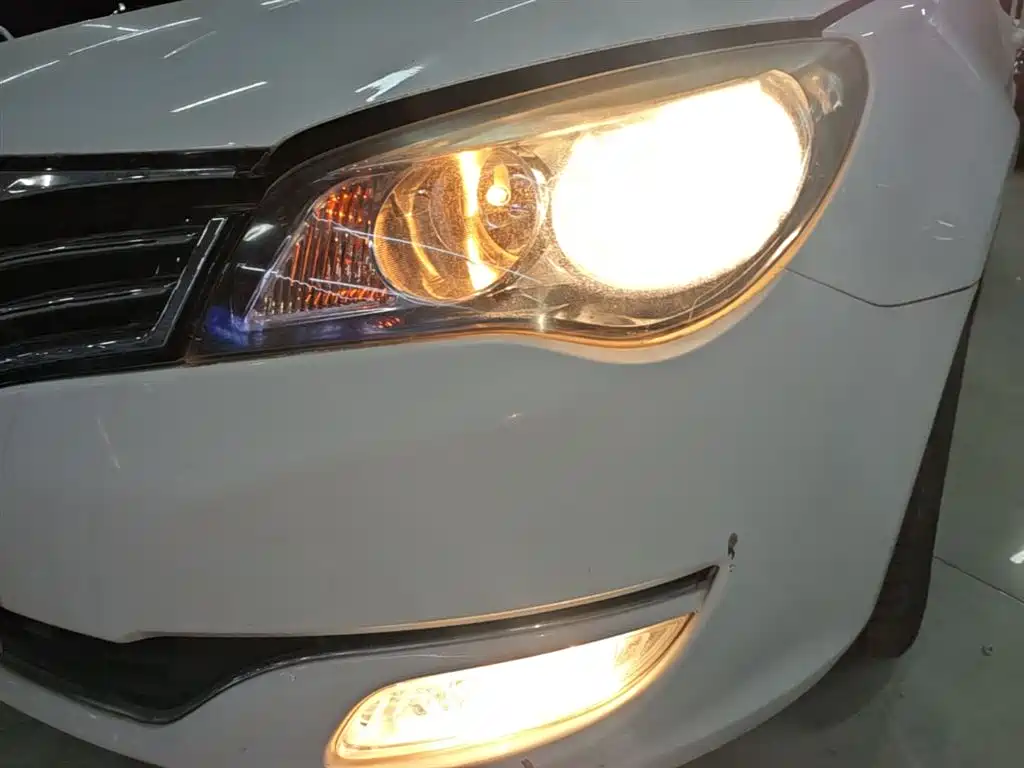 Roewe 350 2015 2014 1.5L Manual Agile Edition