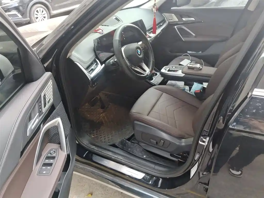 BMW X1 2024 sDrive25Li X Design Package фото 12