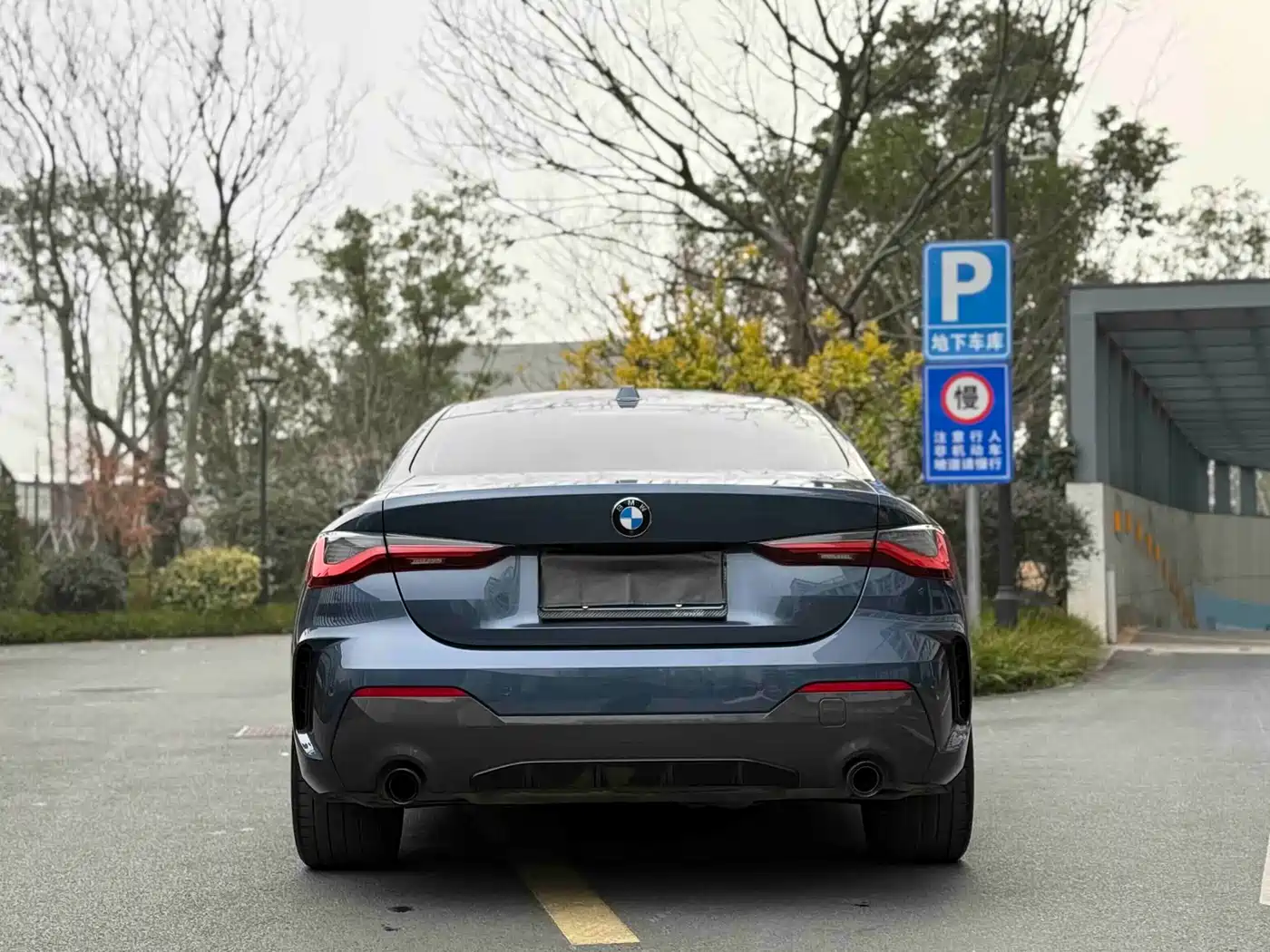 BMW 4 Series 2023 425i M Sport Shadowline Package фото 9