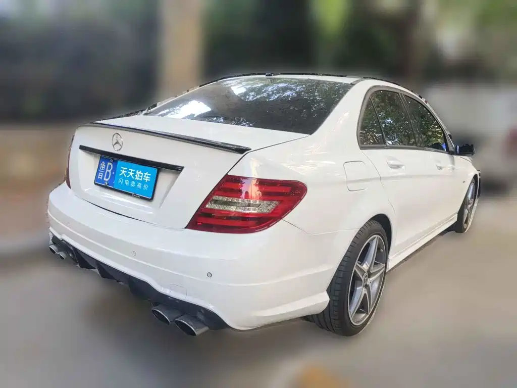 Mercedes-Benz C-Class 2011 2010 C 200 CGI Fashion