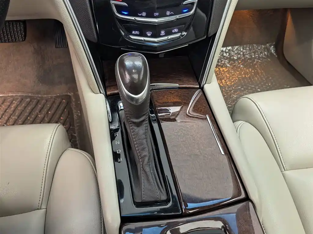 Cadillac XTS 2017 28T Technology фото 13
