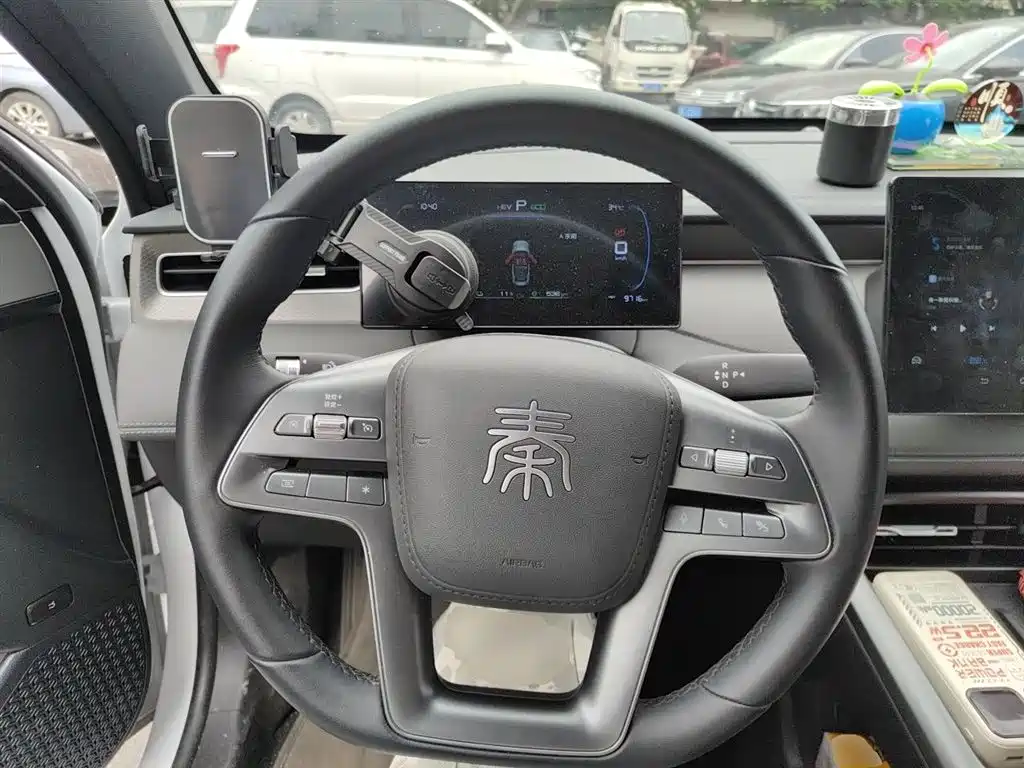 BYD Qin PLUS 2026 DM-i Smart Edition 128KM Progressive фото 6