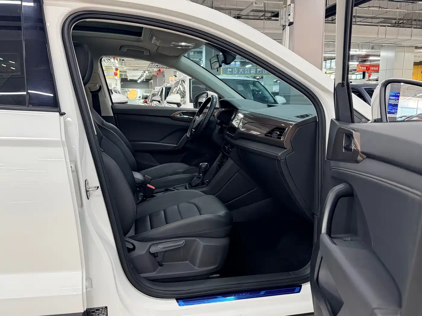 Volkswagen Tharu 2022 280TSI 2WD Comfort фото 12