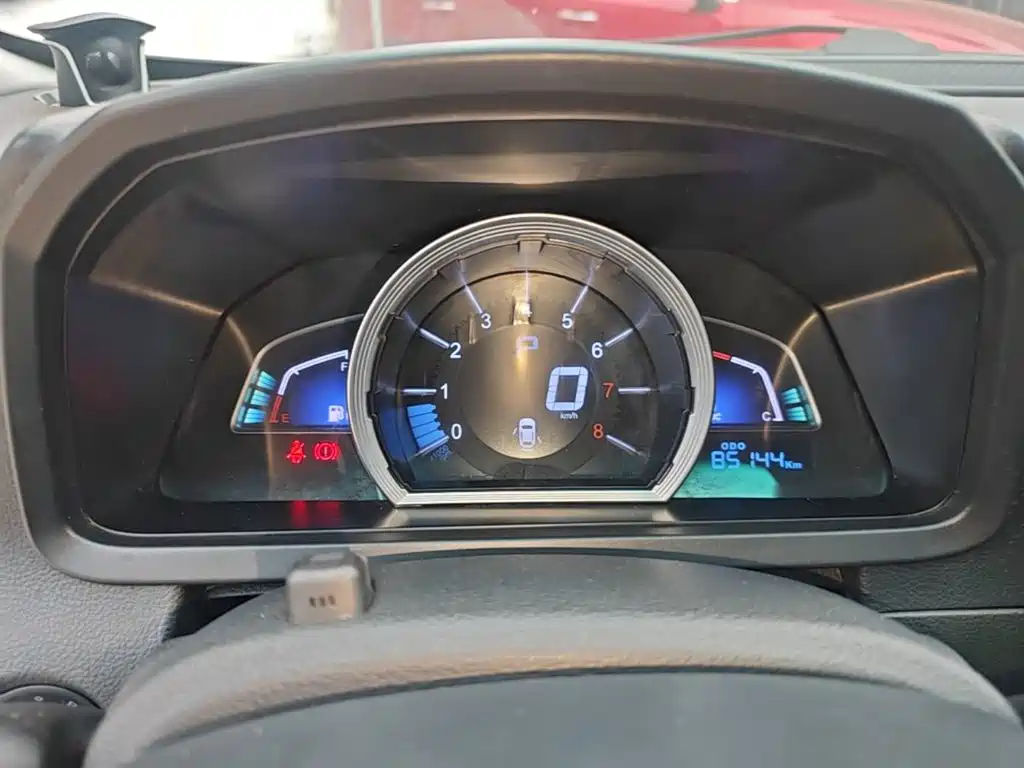 Luxgen U6 SUV 2019 2017 Facelift 1.6T Innovation