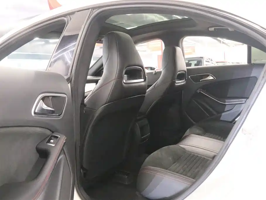 Mercedes-Benz CLA (Import) 2016 Facelift CLA 220 4MATIC фото 14