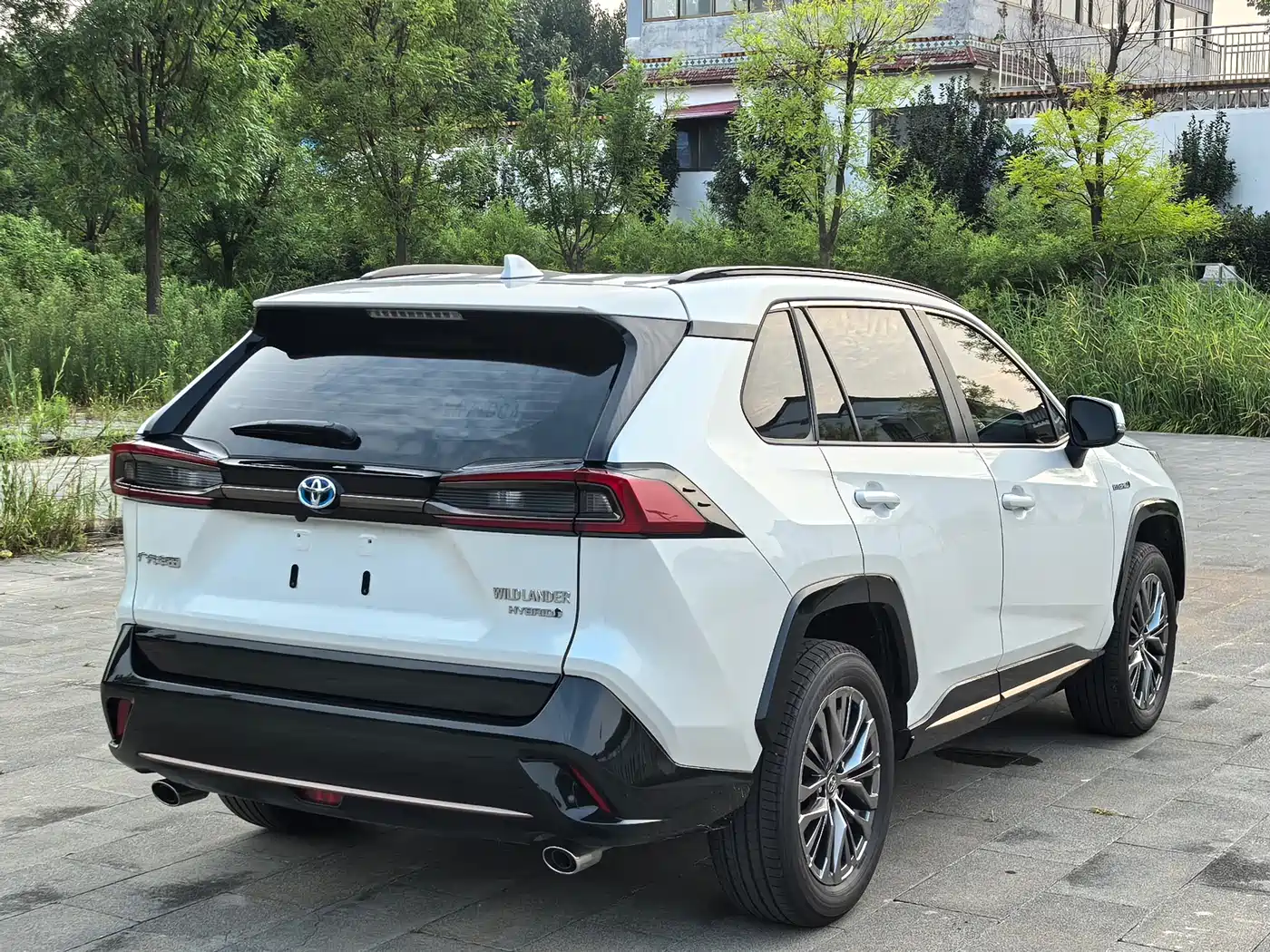 Toyota Wildlander 2025 2024 Hybrid 2.5L E-CVT FWD Luxury PLUS Edition