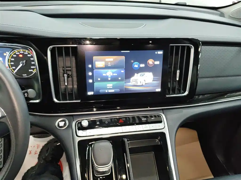GAC Trumpchi Trumpchi M8 2023 Leading Series 390T Premium Edition фото 13