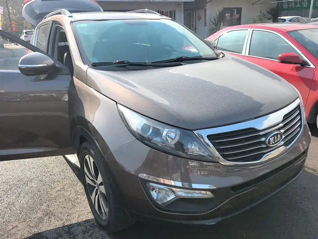Kia Sportage 2014 2.0L Automatic 2WD GLS фото 4