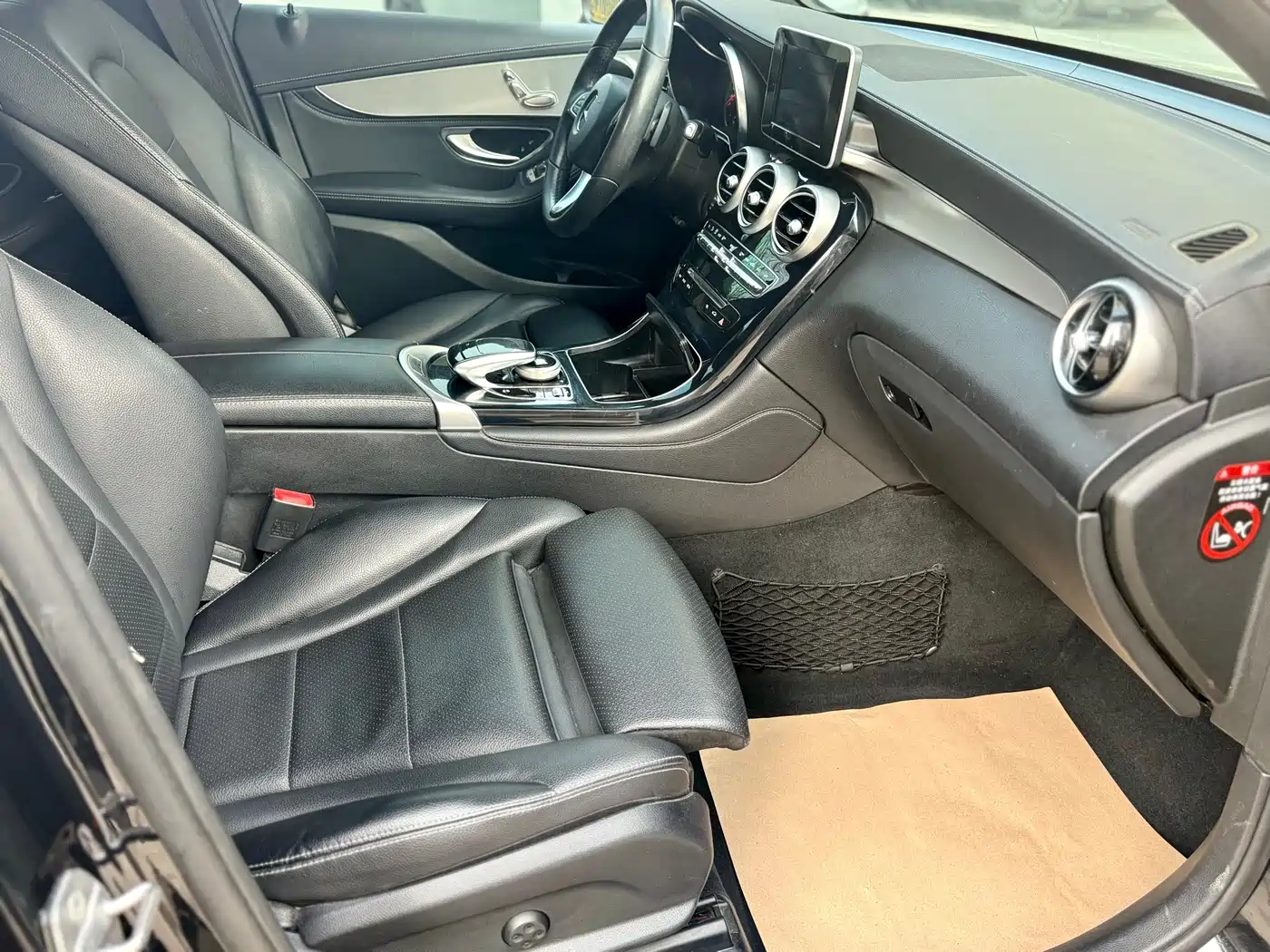 Mercedes-Benz GLC 2018 GLC 200 4MATIC фото 14