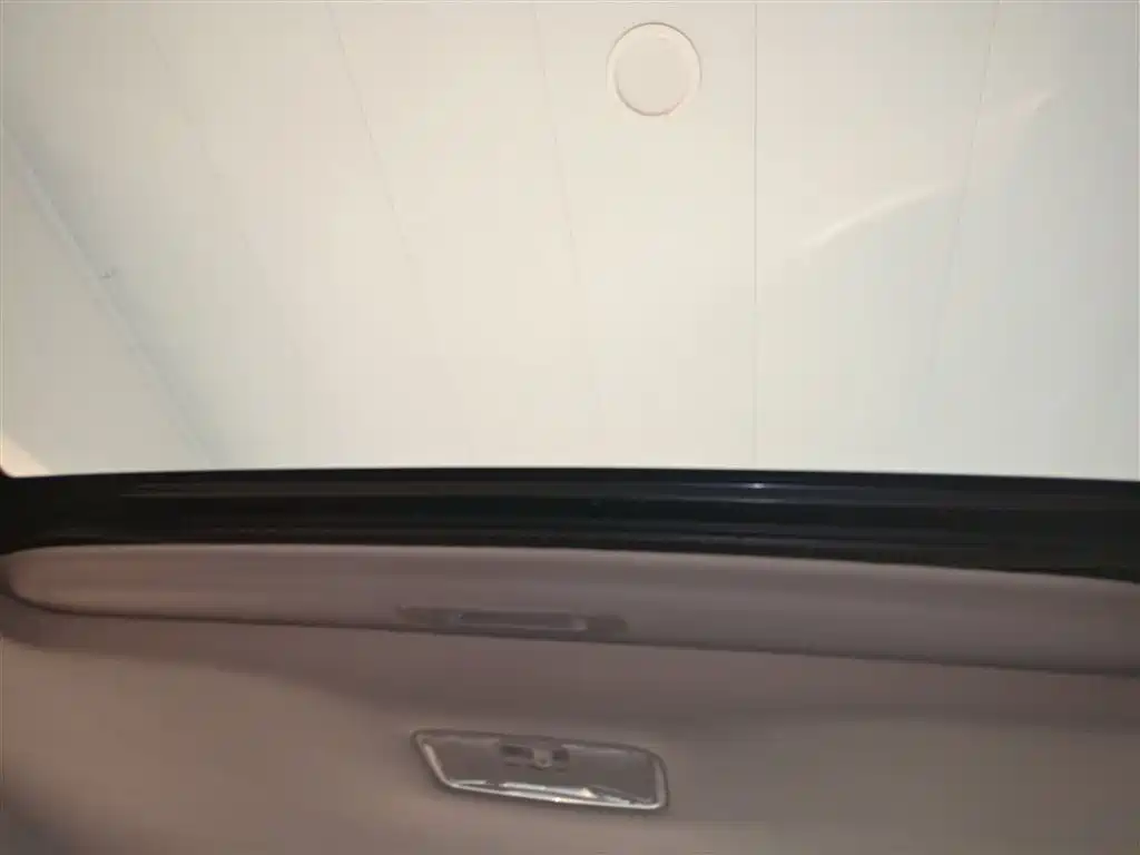 Toyota Reiz 2013 2.5V Elite Edition фото 18
