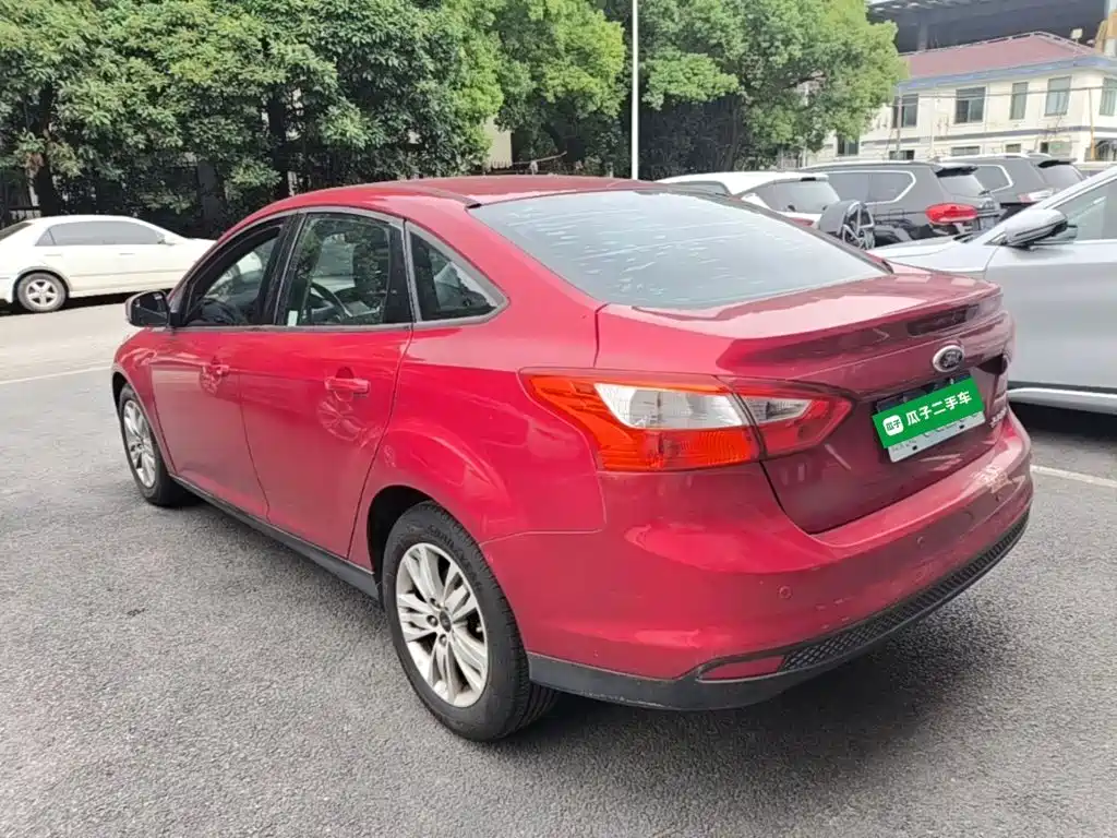 Фото 5 - Ford Focus