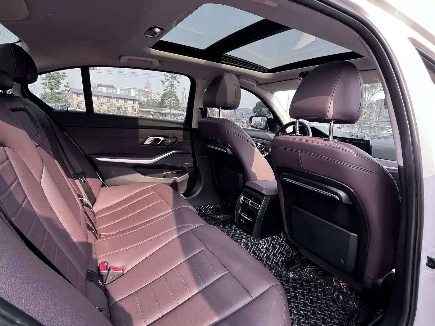 BMW 3 Series 2020 Facelift 325Li M Sport Night Edition фото 5