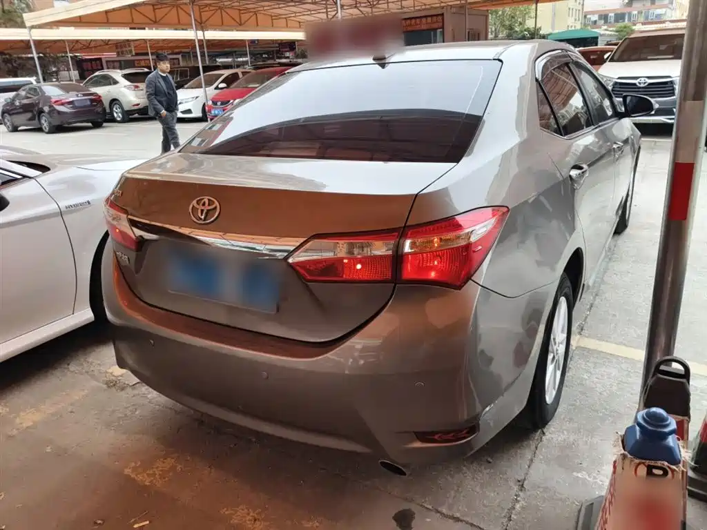 Toyota Corolla 2017 1.6L CVT GL фото 7