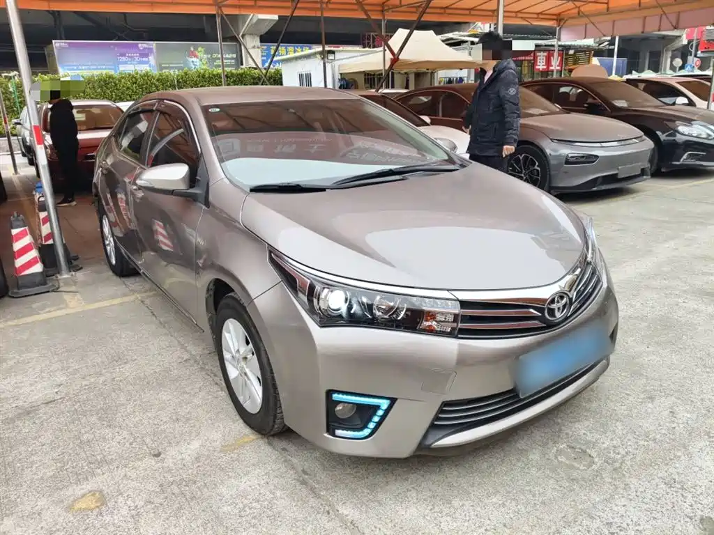 Toyota Corolla 2017 1.6L CVT GL фото 4