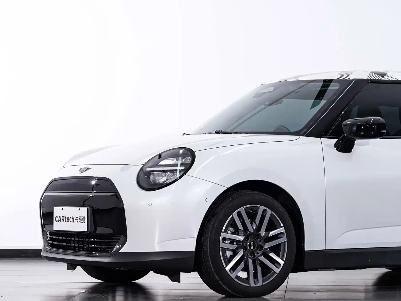 MINI Electric MINI COOPER 2025 2025 Model 456km COOPER E Classic