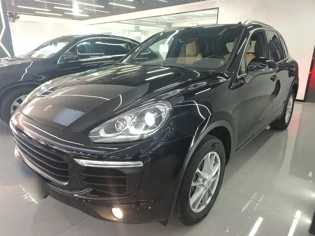 Porsche Cayenne 2016 Cayenne 3.0T фото 2