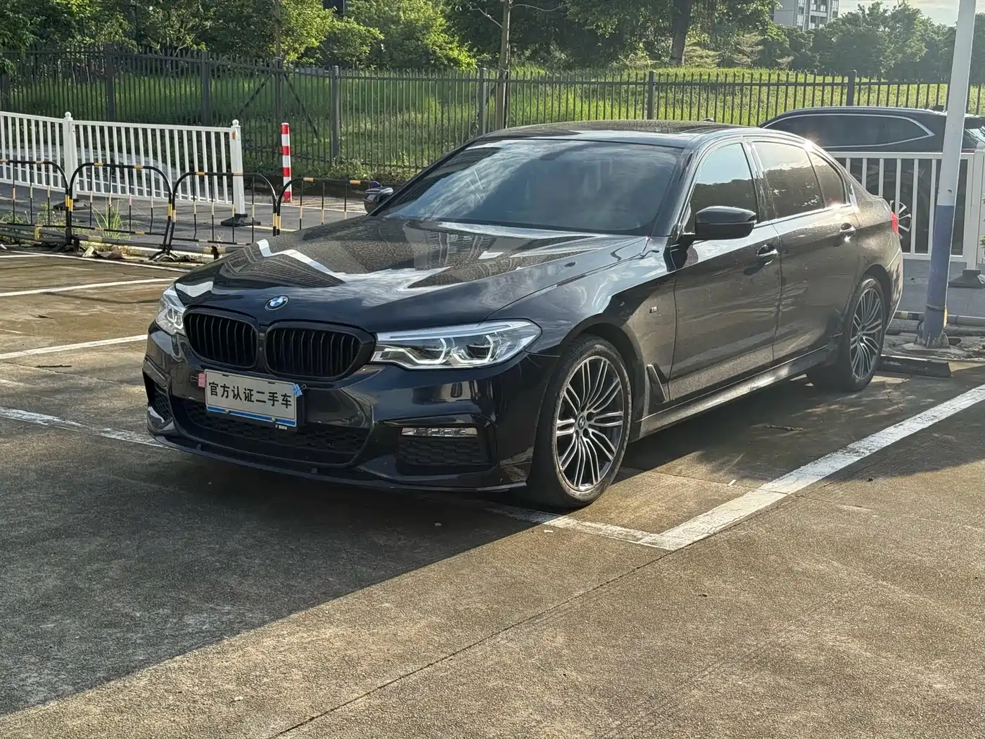 Фото 1 - BMW 5 Series