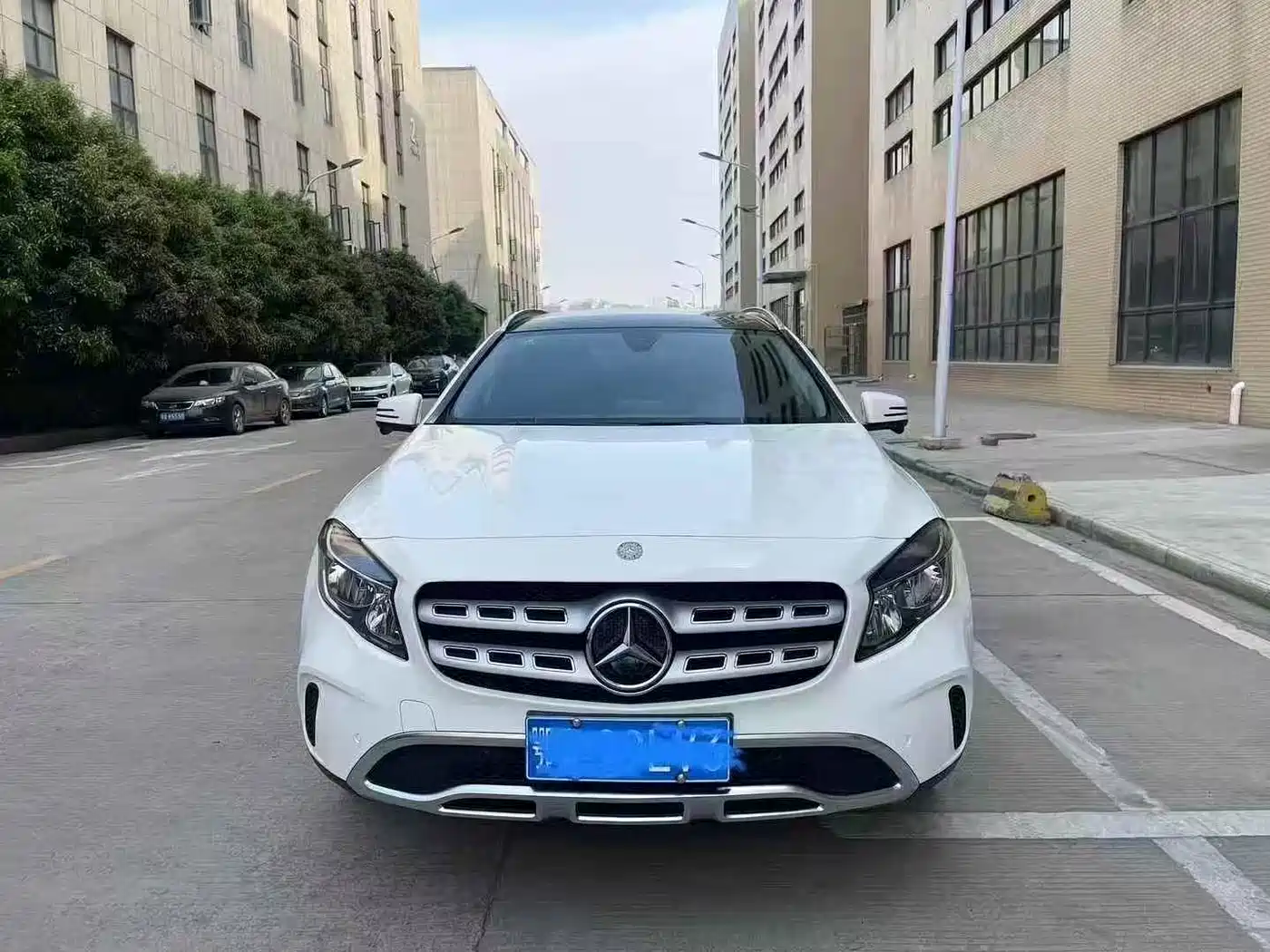 Mercedes-Benz GLA 2018 GLA 200 Dynamic фото 3