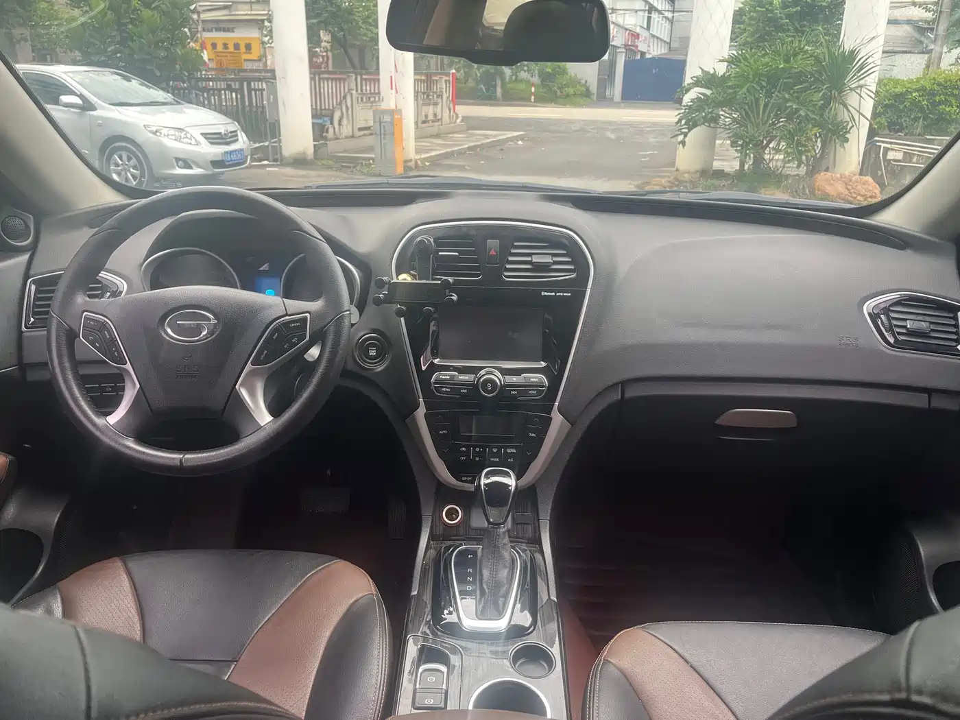 GAC Trumpchi Trumpchi GS5 Super 2015 2015 1.8T Automatic 2WD Luxury Navigation Edition