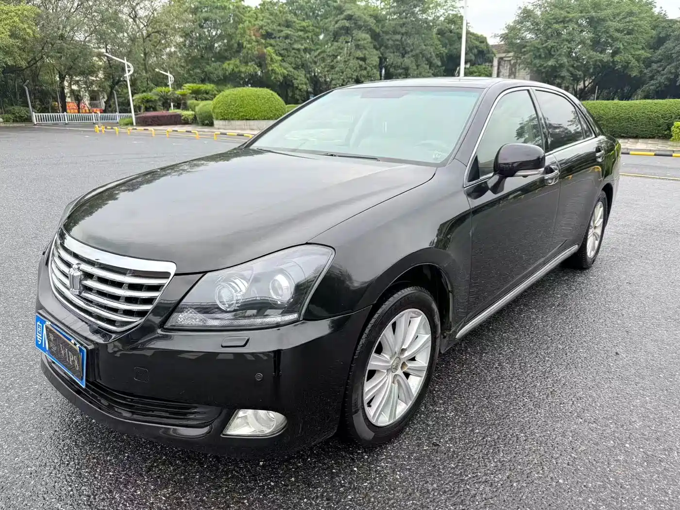 Toyota Crown 2010 2.5L Royal