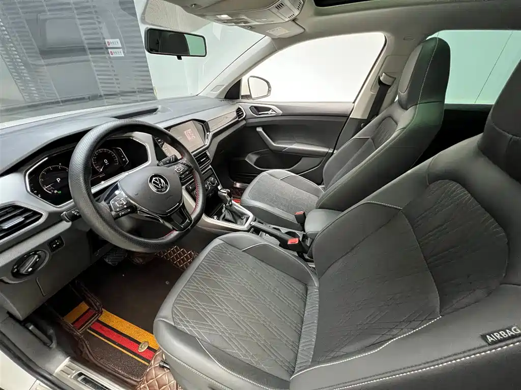 VOLKSWAGEN TU KAI