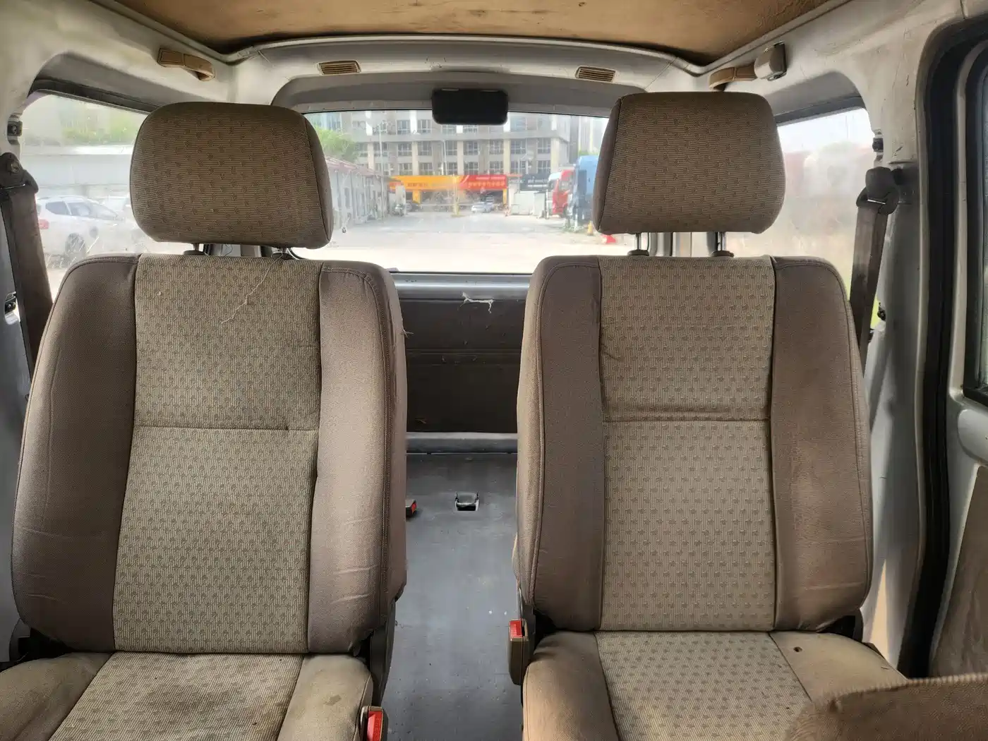 Wuling Motors Wuling Rongguang 2013 2011 1.2L Comfort Model