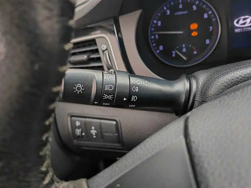 Hyundai Mistra 2014 1.8L Auto Comfort GL фото 21