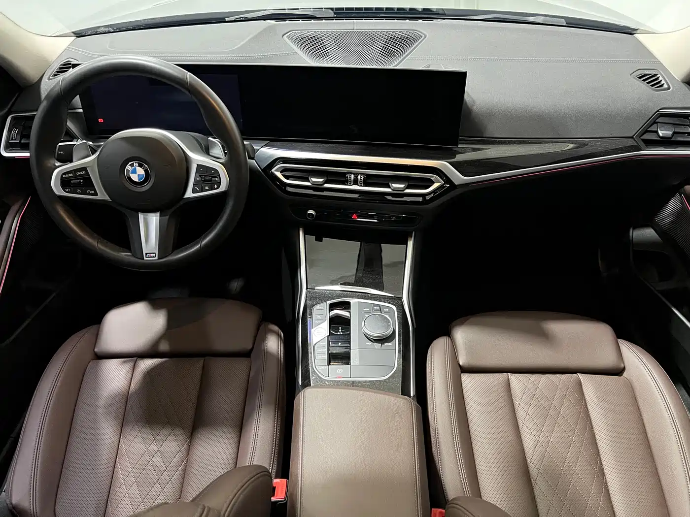 BMW 3 Series 2024 325Li M Sport Package фото 6