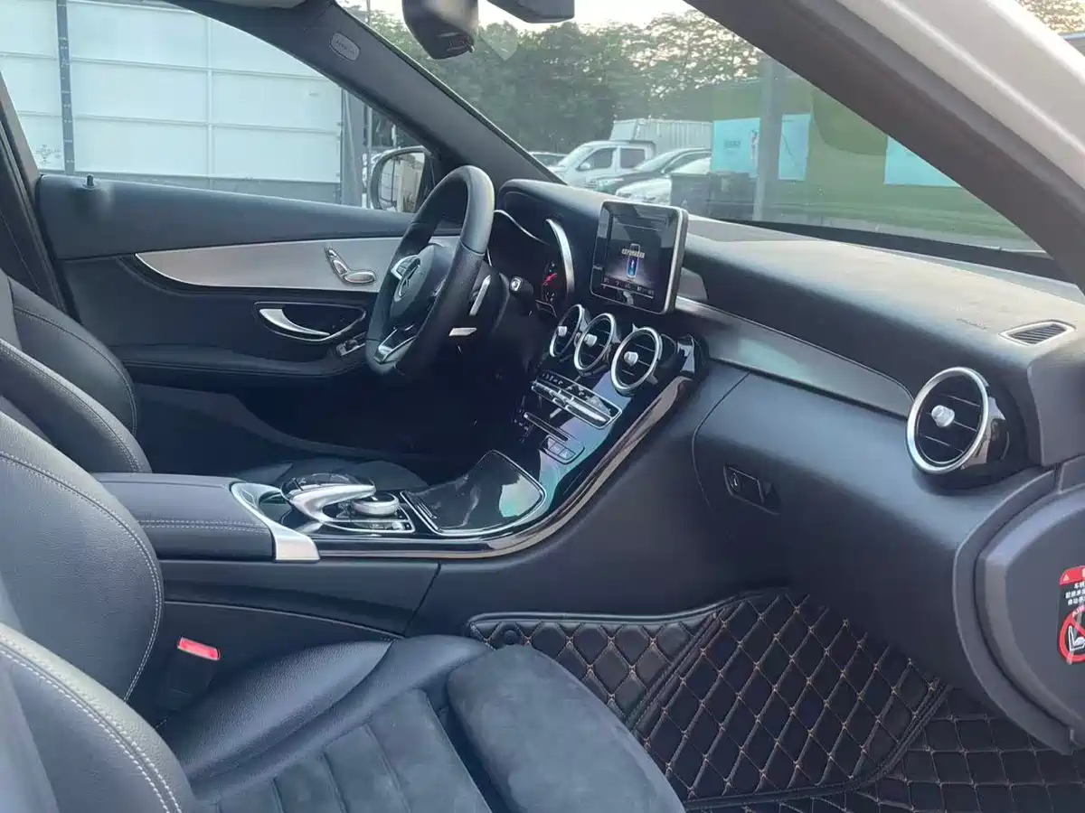 Mercedes-Benz C-Class 2018 C 200 Sport Edition фото 10