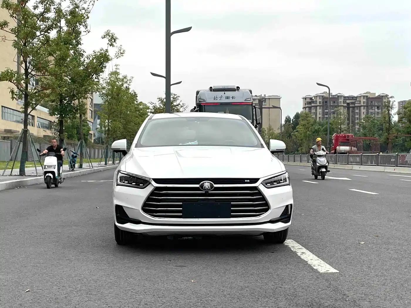 BYD Qin Pro 2019 2018 1.5TI Automatic Smart Connected Dynamic Edition