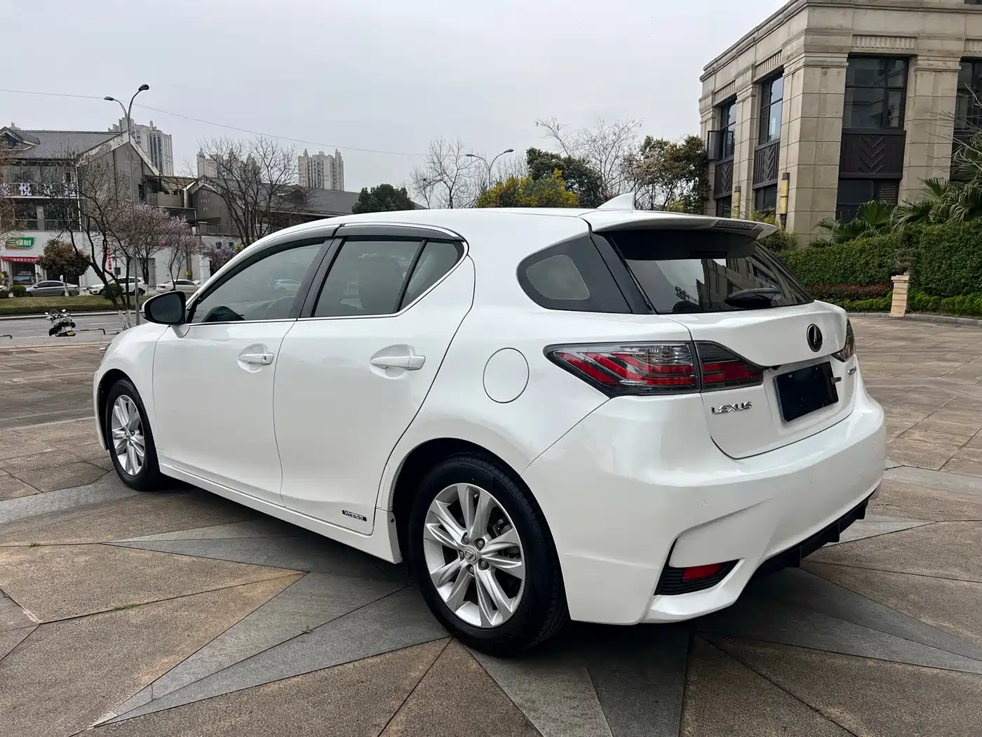 Lexus CT 2014 CT200h Comfort Monochrome фото 5