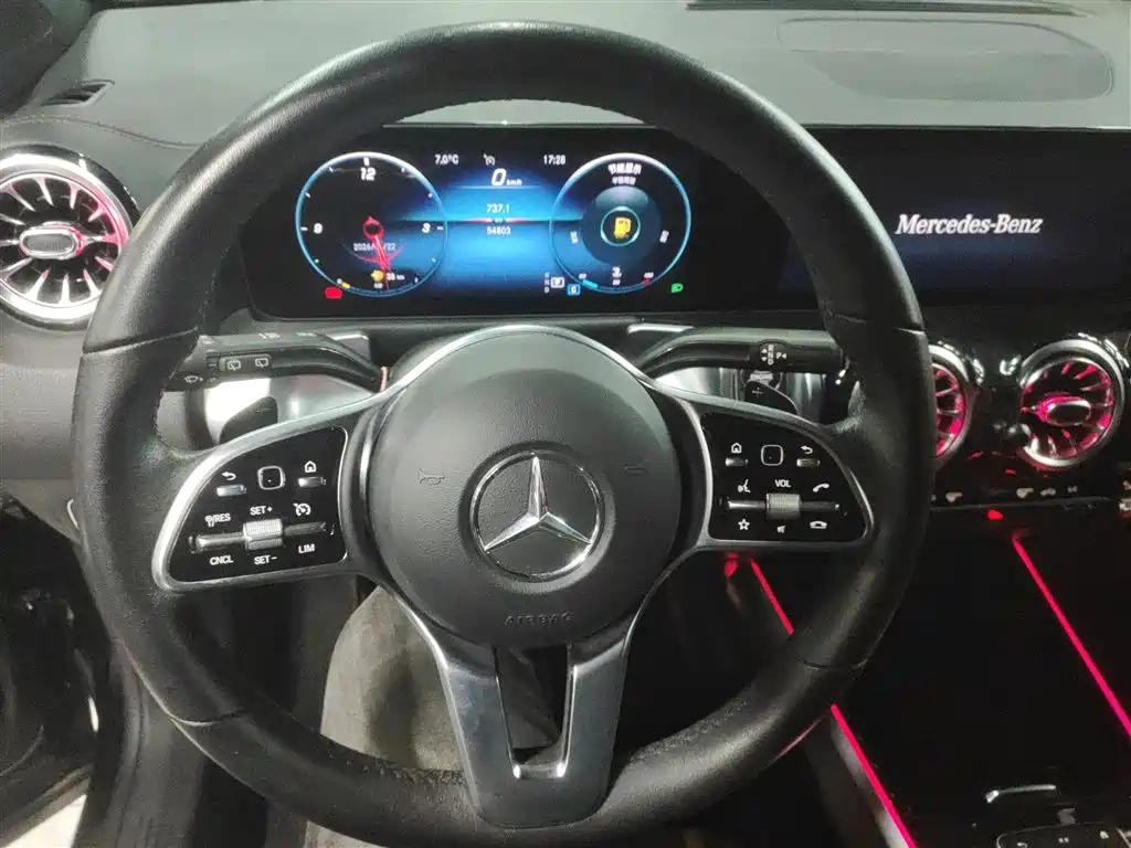 Mercedes-Benz GLB 2022 Facelift II GLB 200 Dynamic фото 11